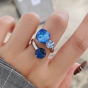 NEW Silver Ring with 3 Stunning Blue Gemstones - Size 6
